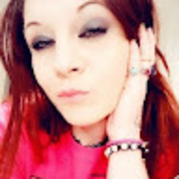 lesleigh_bolton